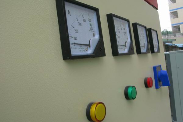 南宝镇配电柜-3683讲讲配电柜注意事项